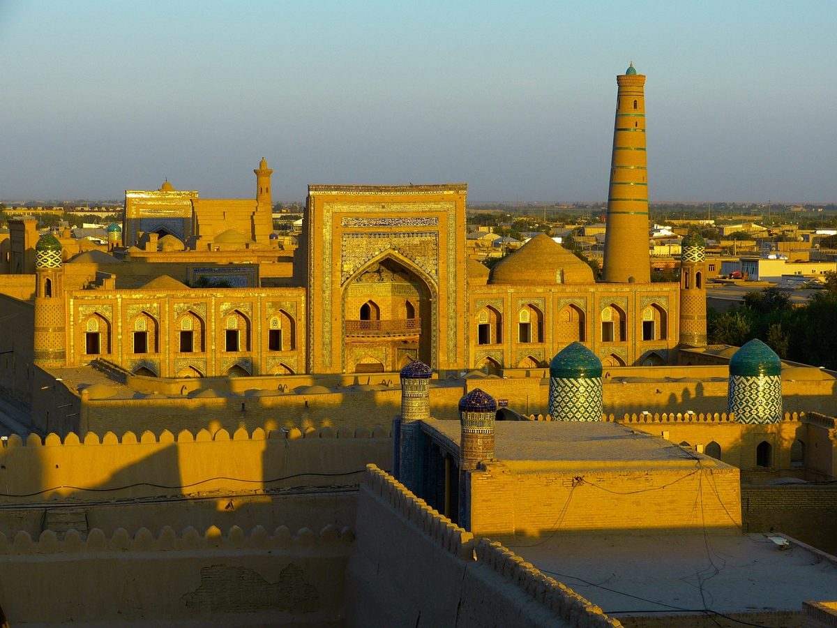 Uzbekistan boutique